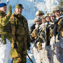 18. mars: Kong Harald besøker soldater fra alle Hærens bataljoner i forbindelse med Cold Response 2014 (Foto: Ole-Sverre Haugli, Hæren). 
